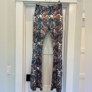 GROOVY pants!!✌🏼